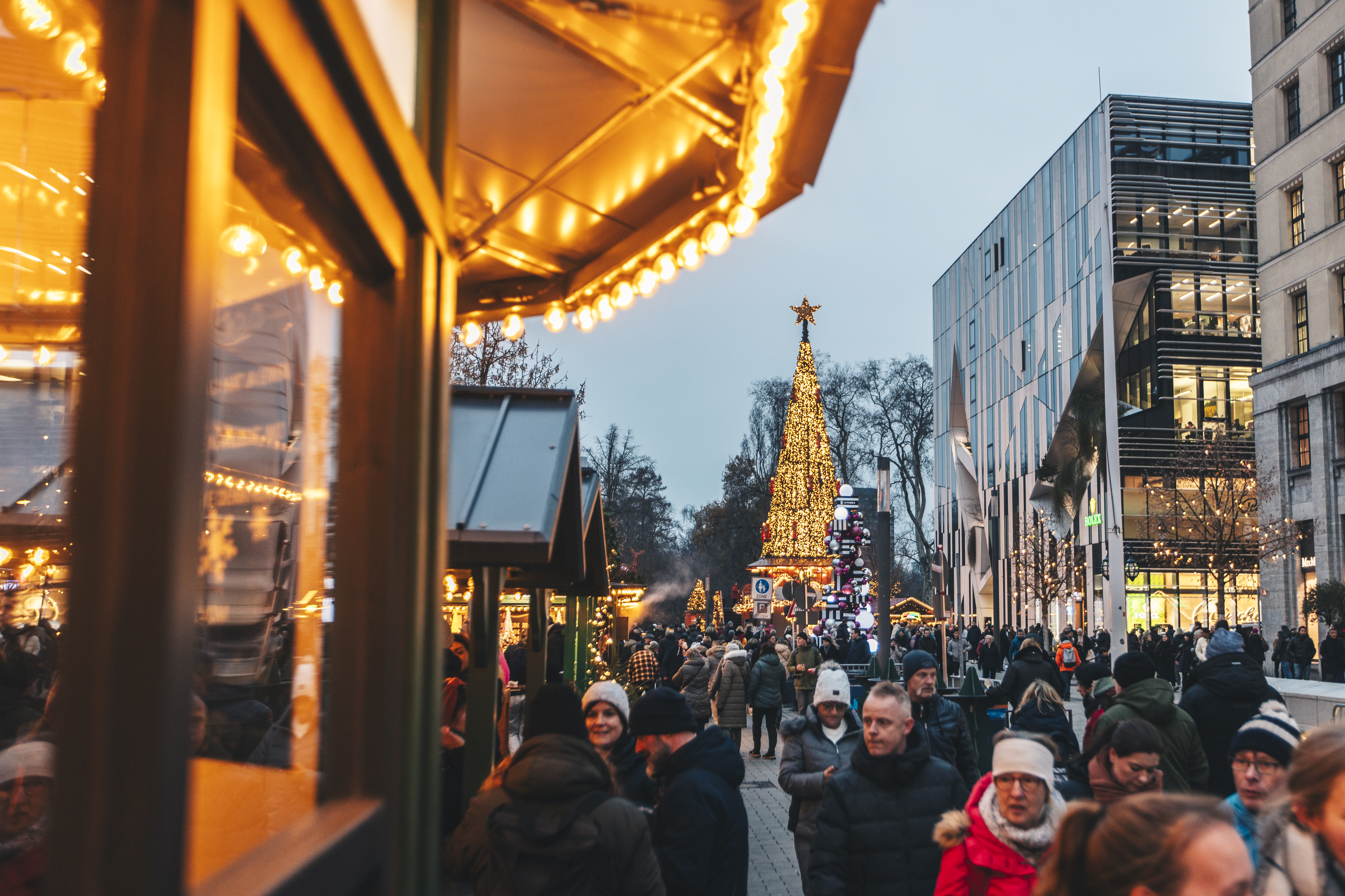 Visit Düsseldorf – Foto: Eugen Shkolnikov
