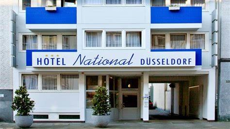 Vorderansicht Hotel National